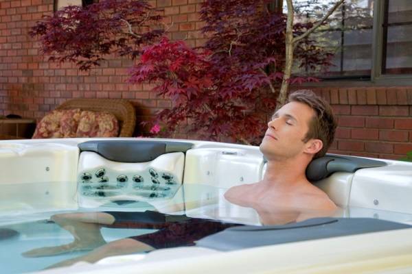 lắp đặt bồn tắm massage