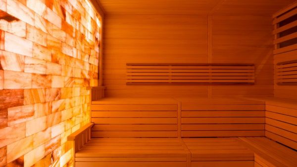 Giải tỏa căng thẳng mệt mỏi với phòng xông hơi đá muối hồng ngoại