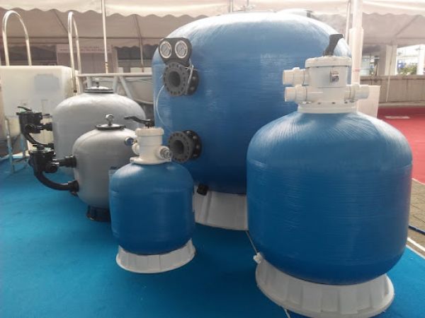 Tìm hiểu công dụng của bình lọc cát bể bơi