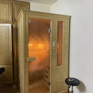 Phòng xông hơi khô vách đá muối KT 1200*1200*2100