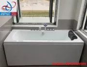 Bồn tắm massage ARES AR4171M
