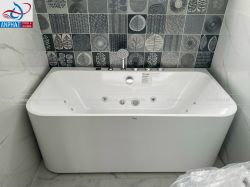 Bàn giao bồn tắm cao cấp DRW mode DR-0225 / DR-0225B tại Bắc Giang